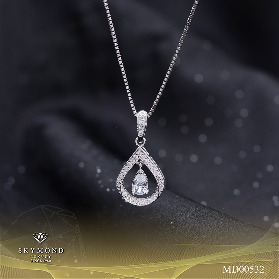 váy cưới cổ V cho nàng dâu hiện đại