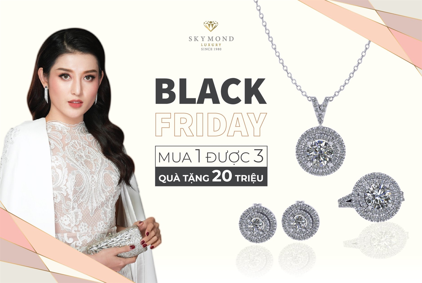 Ngày hội mua sắm: “Mua 1 tặng 3 nhận quà hấp dẫn”