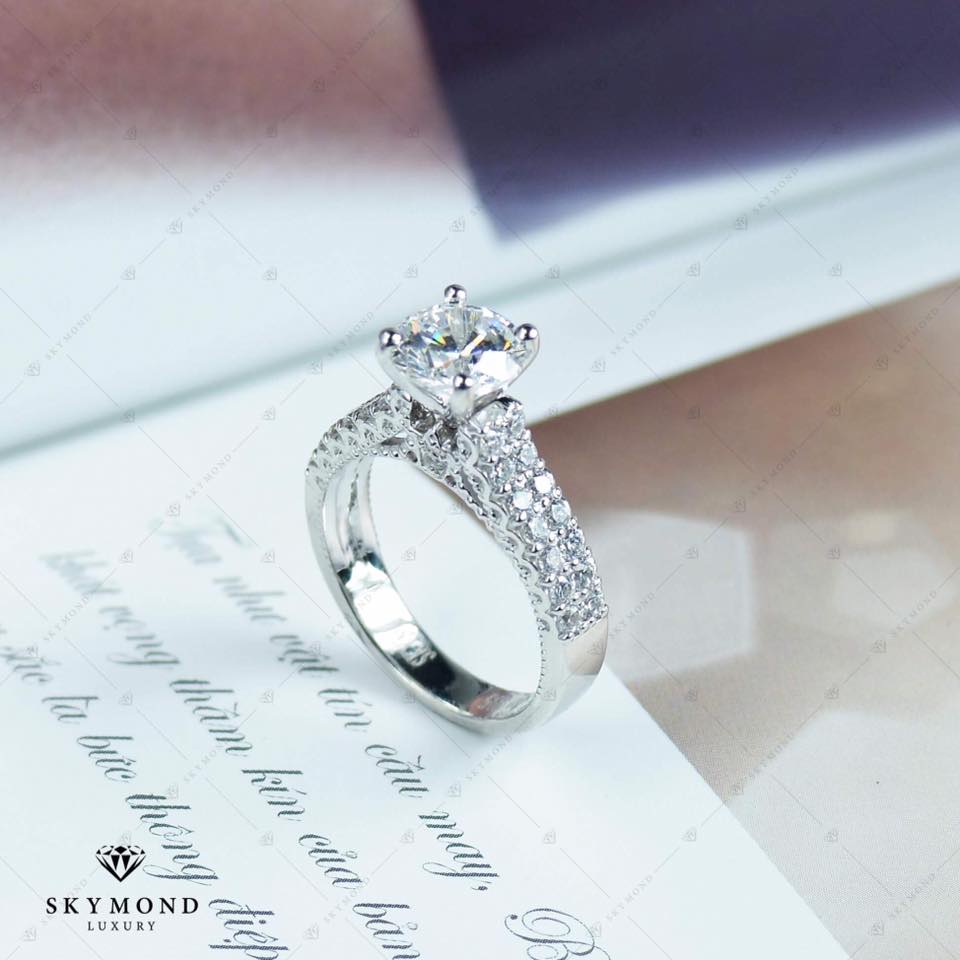 nhẫn cưới bạch kim