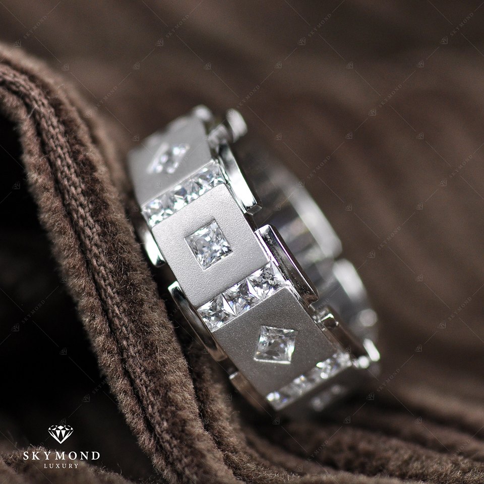 Tuyệt phẩm nhẫn nam Bạch kim được giới doanh nhân yêu thích