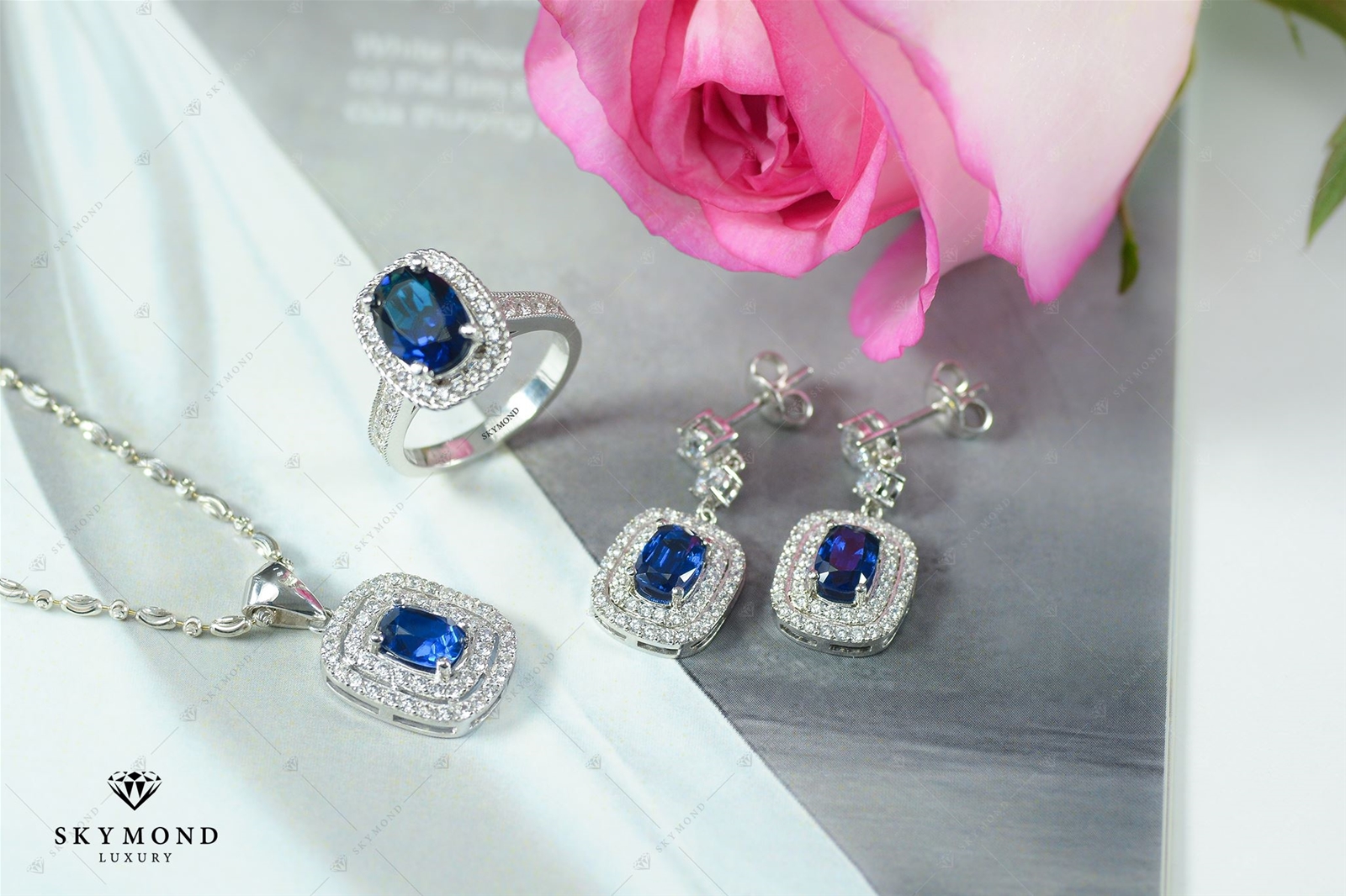 “Giải Mã” Ý Nghĩa Của Trang Sức Kim Cương Trong Ngày Đặc Biệt