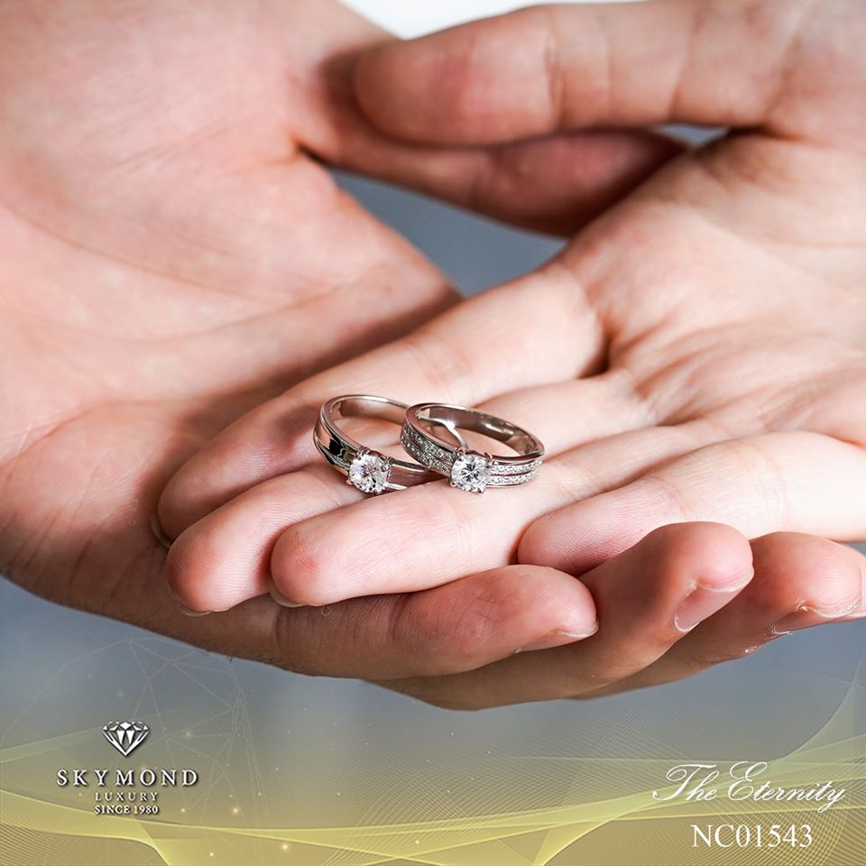 Có nên mua nhẫn cưới vàng trắng? Lời giải đáp cho các cặp đôi