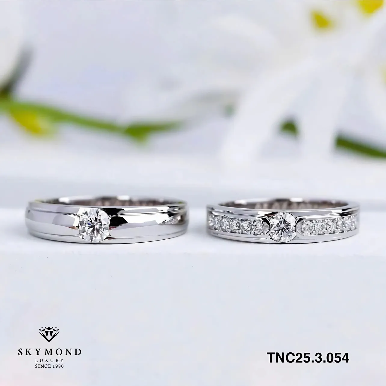 mẫu nhẫn cưới vàng trắng Skymond