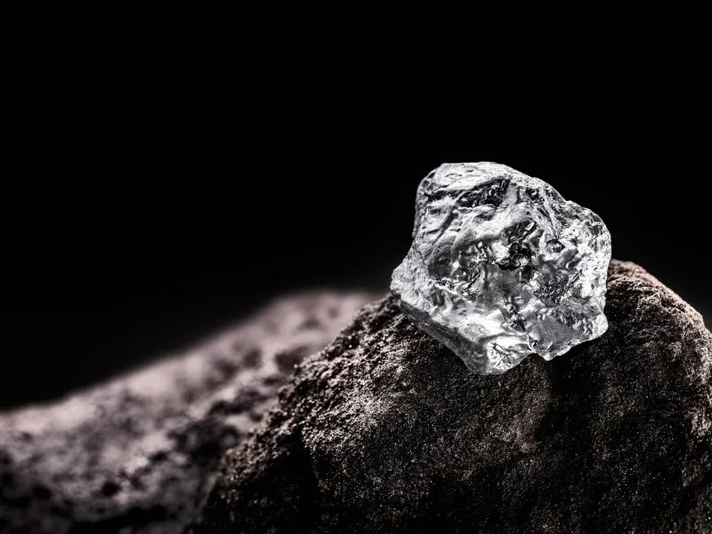 Bạch Kim Trong Trang Sức: Vẻ Đẹp Vượt Thời Gian Được Khoa Học Chứng Minh