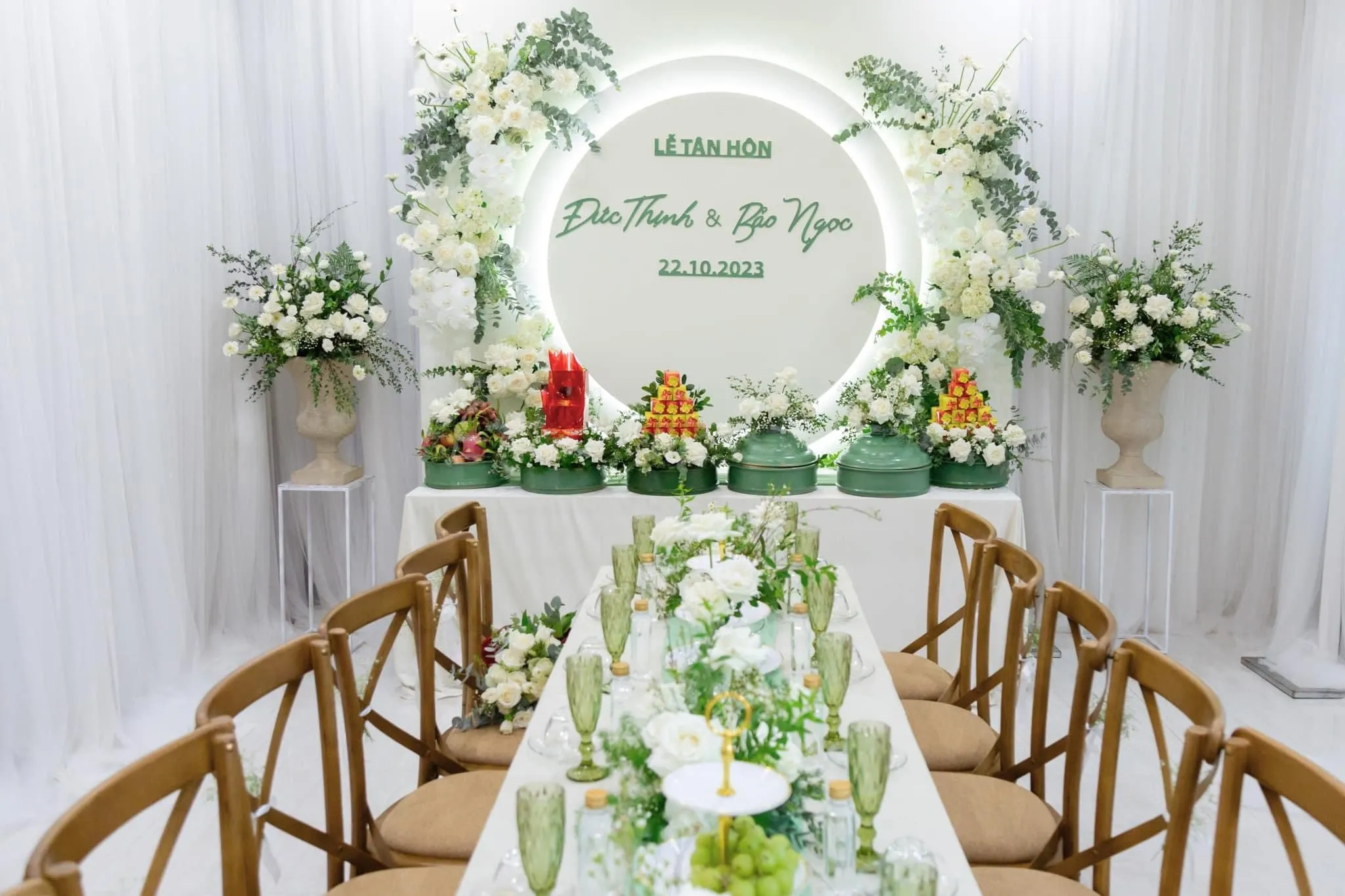 trang trí tiệc cưới