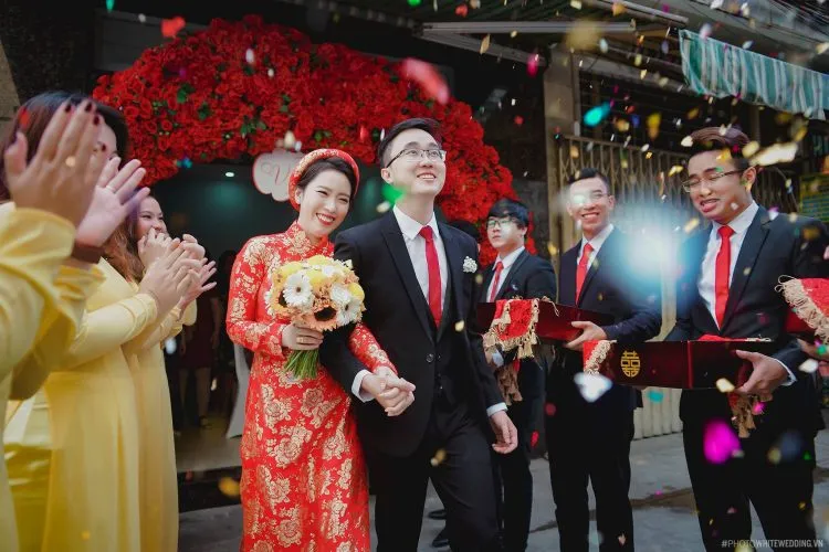 Đơn Giản Hóa Lễ Ăn Hỏi: Danh Sách Lễ Vật & Trình Tự Nghi Thức Chuẩn Nhất