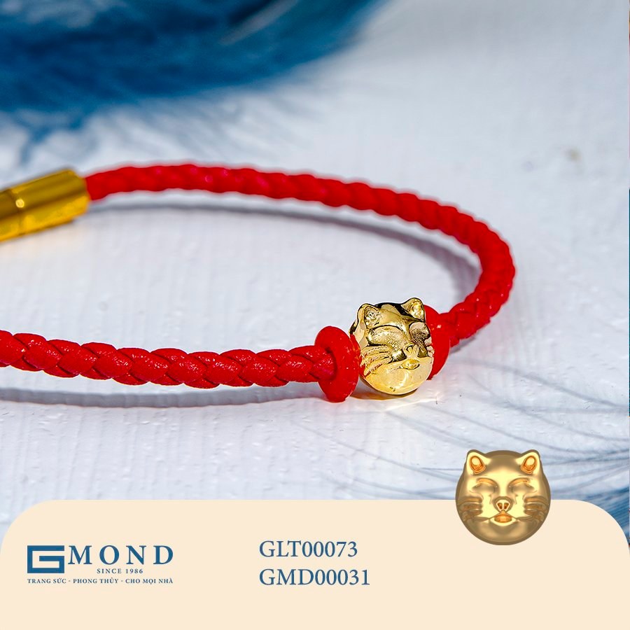 Vòng tay chỉ đỏ charm mèo vàng (Kim Mão)