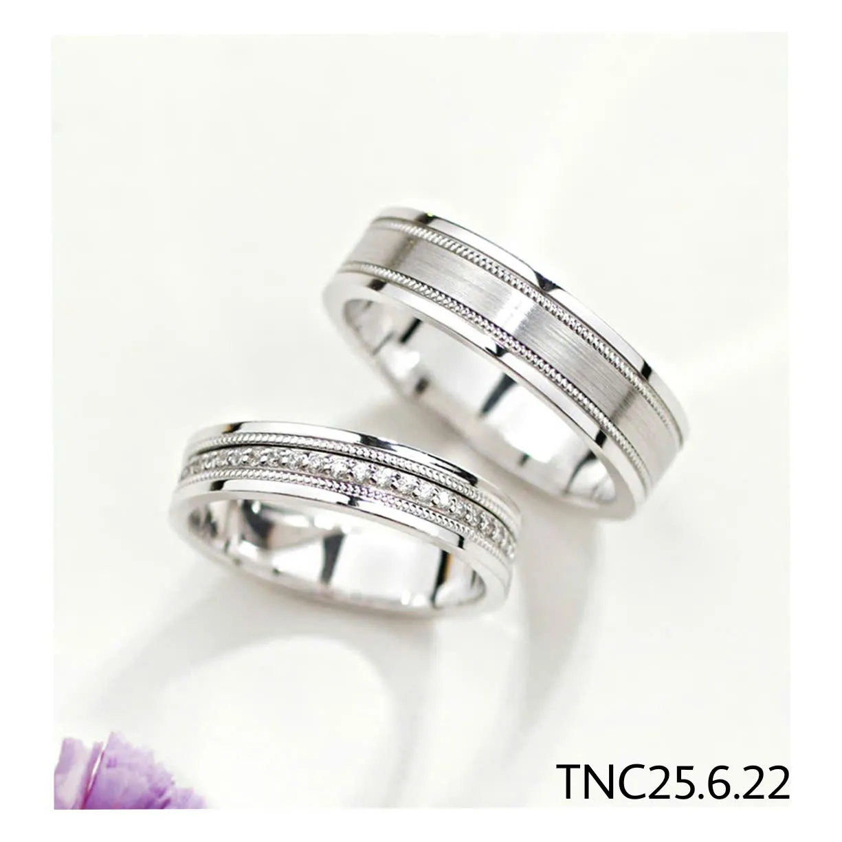 Tại Sao Nhẫn Cưới Kim Cương Tự Nhiên Luôn Là Lựa Chọn Phù Hợp Để Giữ Gìn Giá Trị Thời Gian?