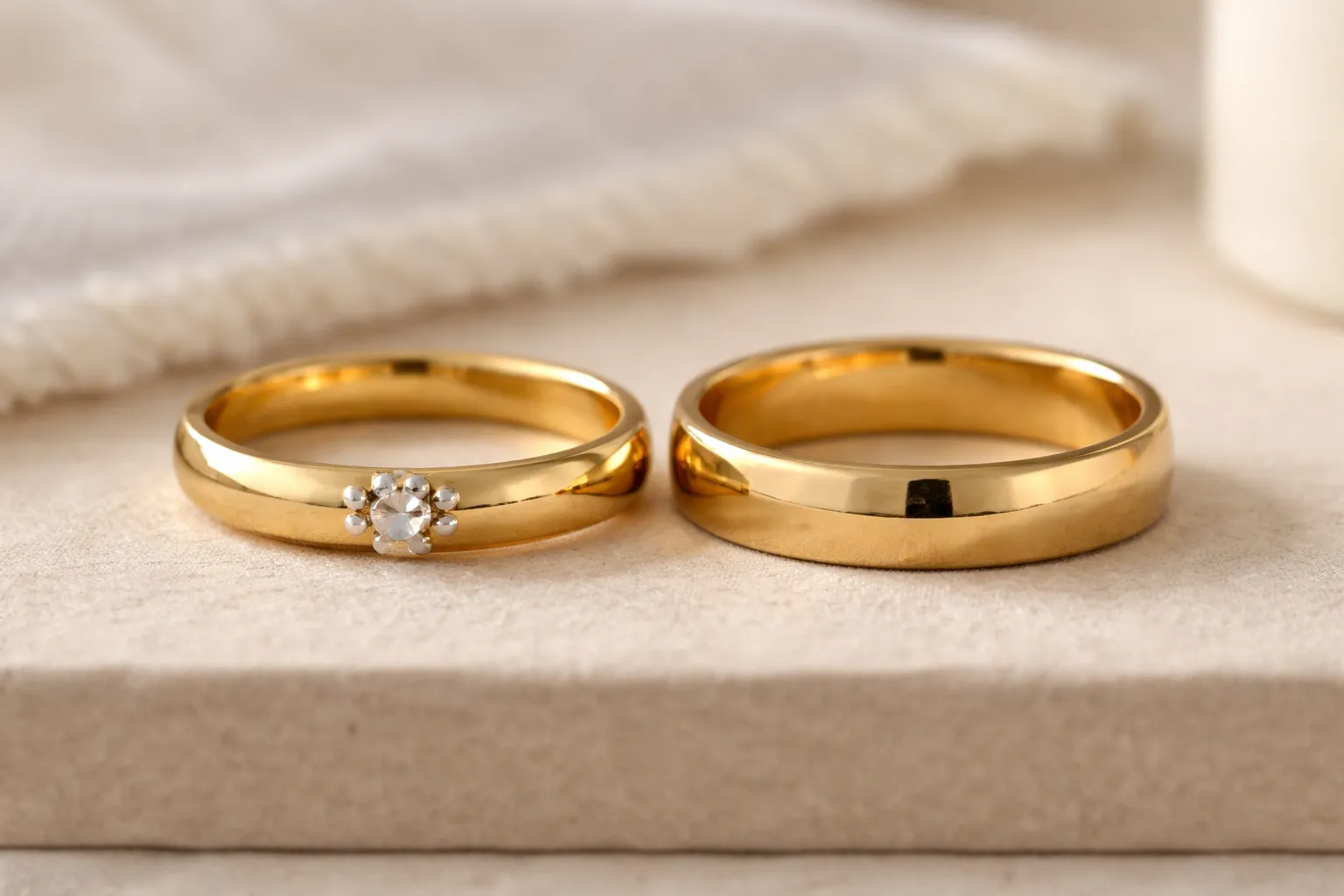 nhẫn cưới bạc mạ vàng